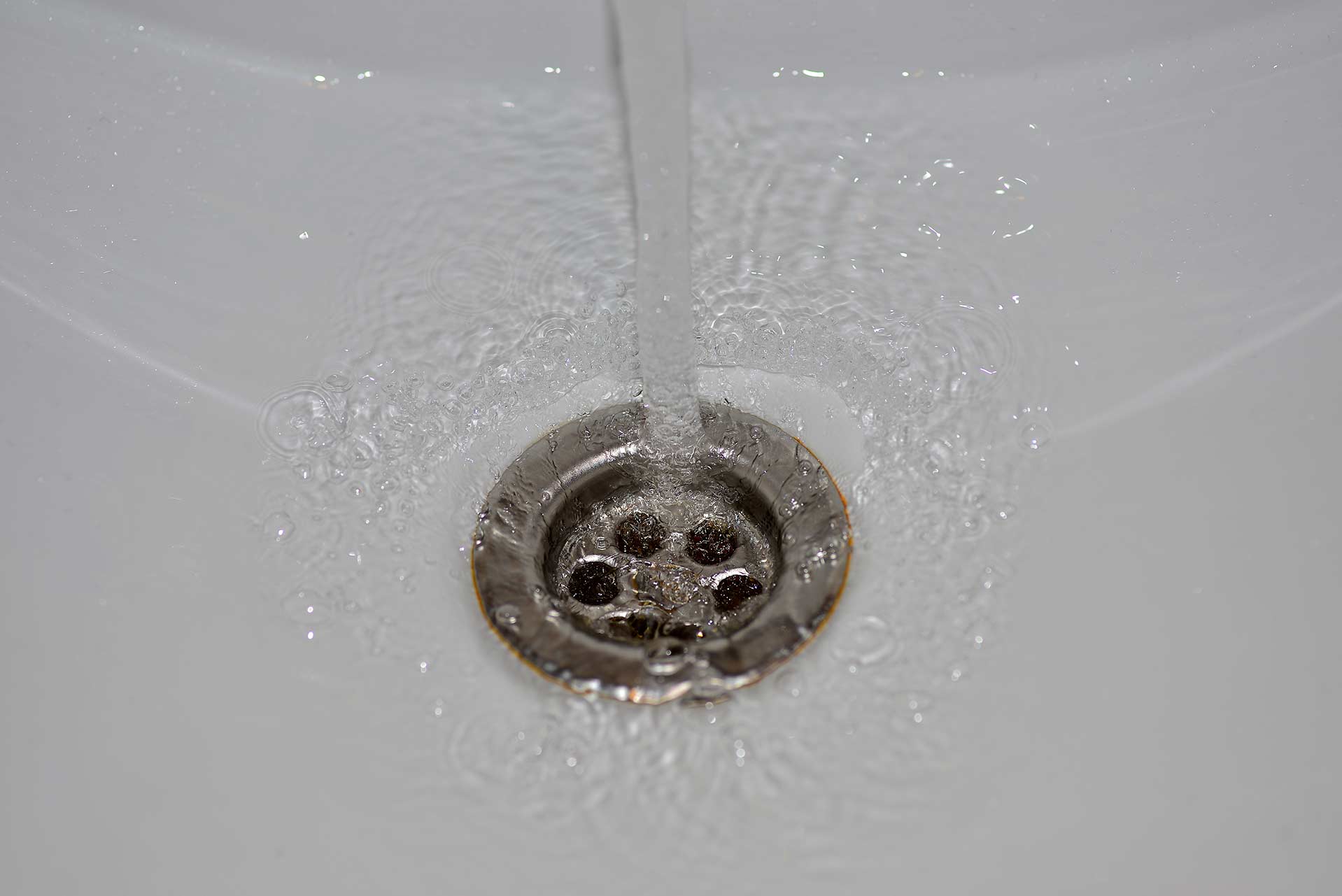 A2B Drains provides services to unblock blocked sinks and drains for properties in Gillingham.